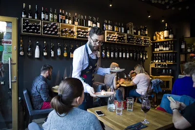 TAPAS Barcelona - restauracja hiszpańska, tapas bar, winiarnia w Gdyni